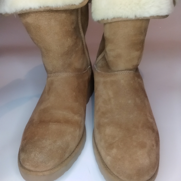 Ugg amie woman's classic slim short boots size 7 - Picture 8 of 13